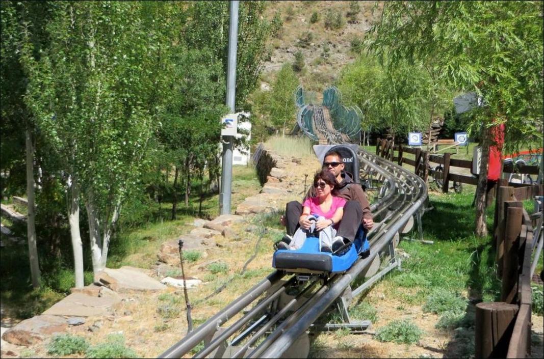 Ski Plaza Sierra Nevada & Zona Baja Exterior photo